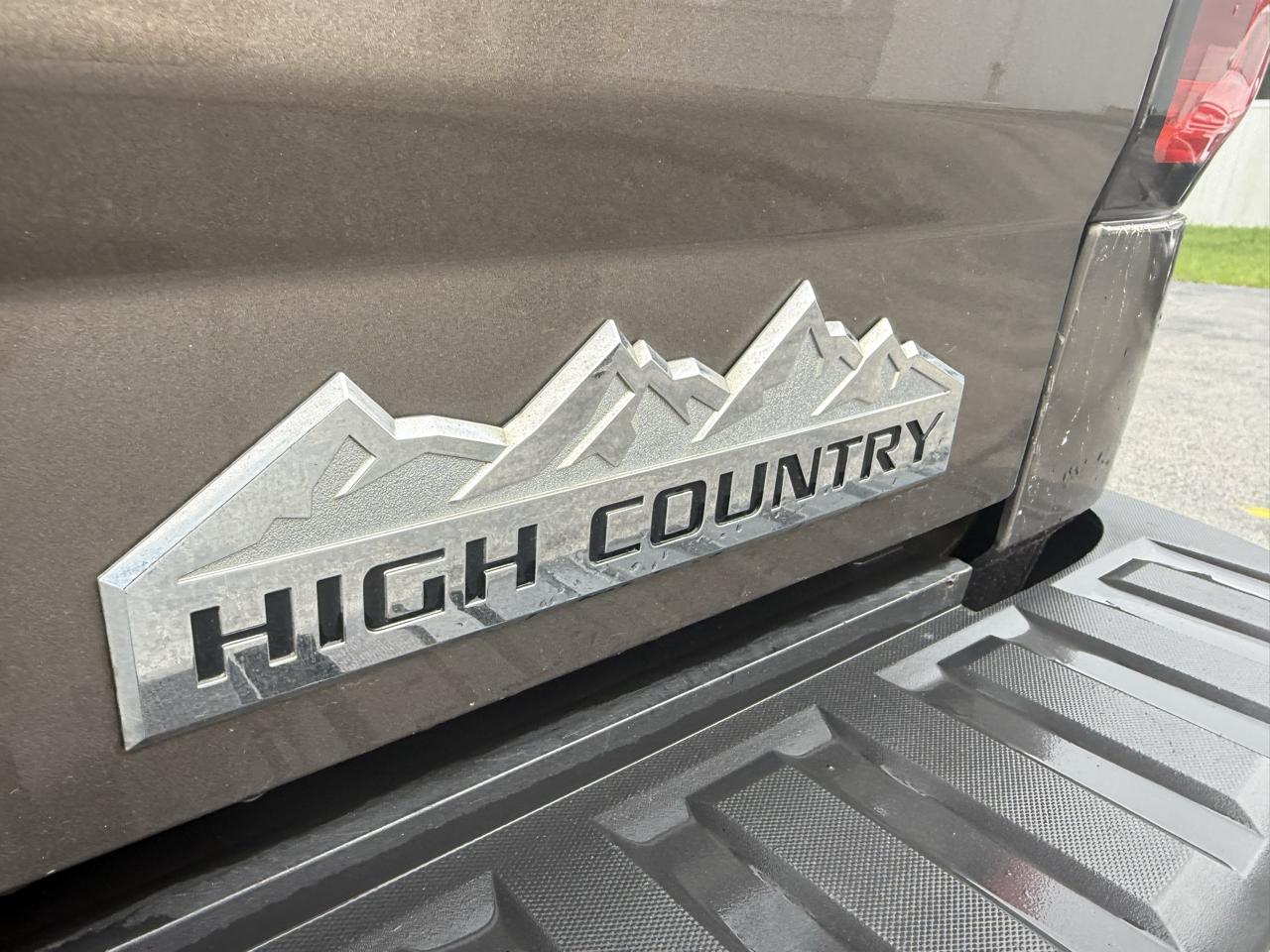 Chevrolet Silverado 1500 High Country Crew Cab 4WD 2015
