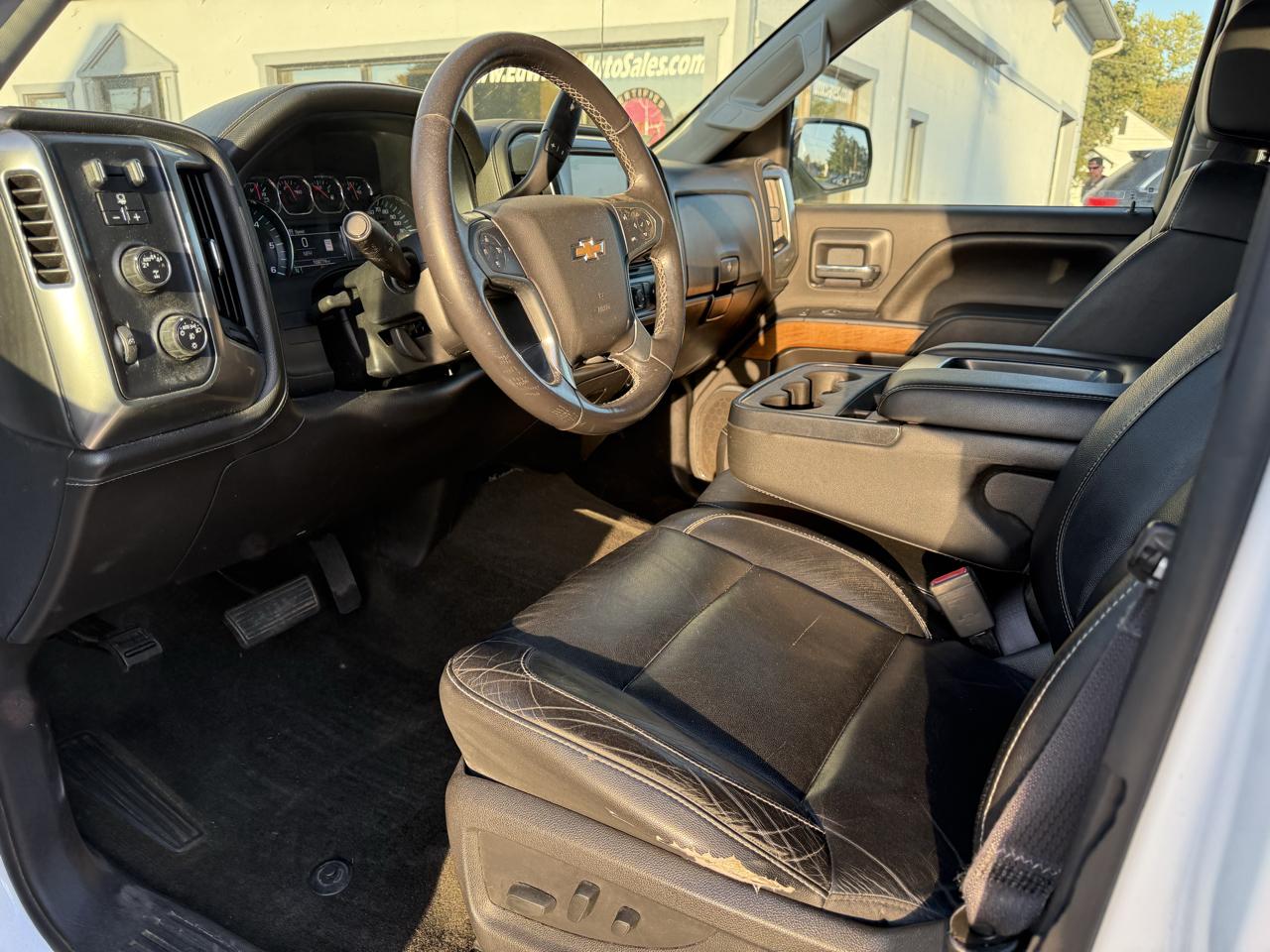 Chevrolet Silverado 1500 LTZ Double Cab Short Box 4WD 2017