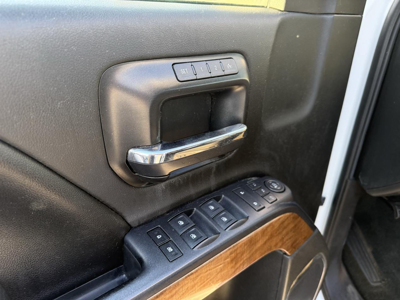 Chevrolet Silverado 1500 LTZ Double Cab Short Box 4WD 2017