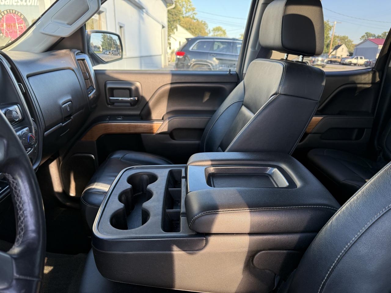 Chevrolet Silverado 1500 LTZ Double Cab Short Box 4WD 2017