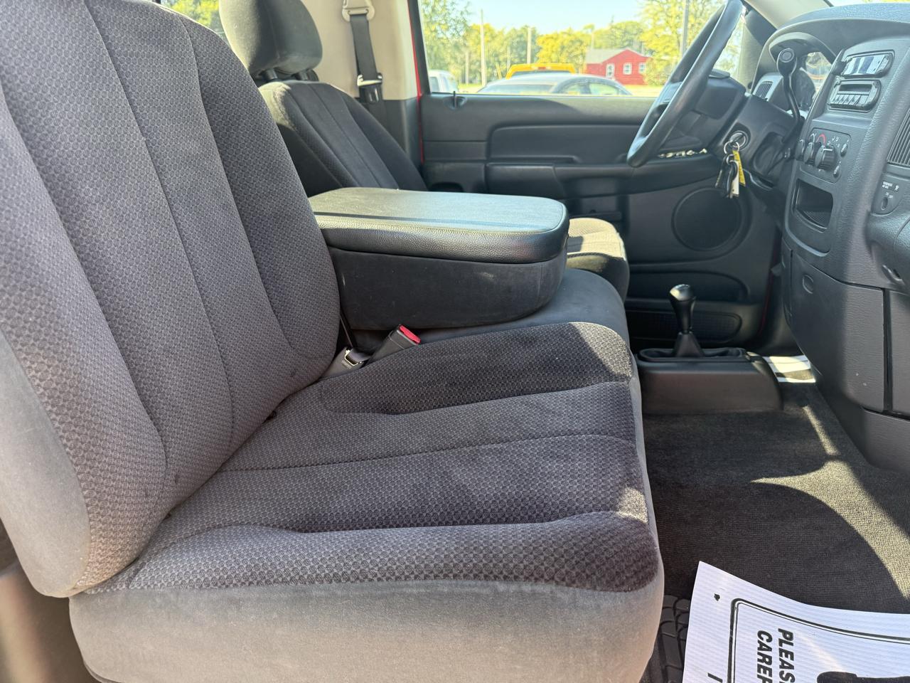 Dodge Ram 1500 Laramie Short Bed 4WD 2005