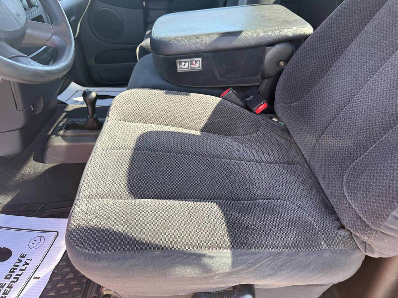 Dodge Ram 1500 Laramie Short Bed 4WD 2005