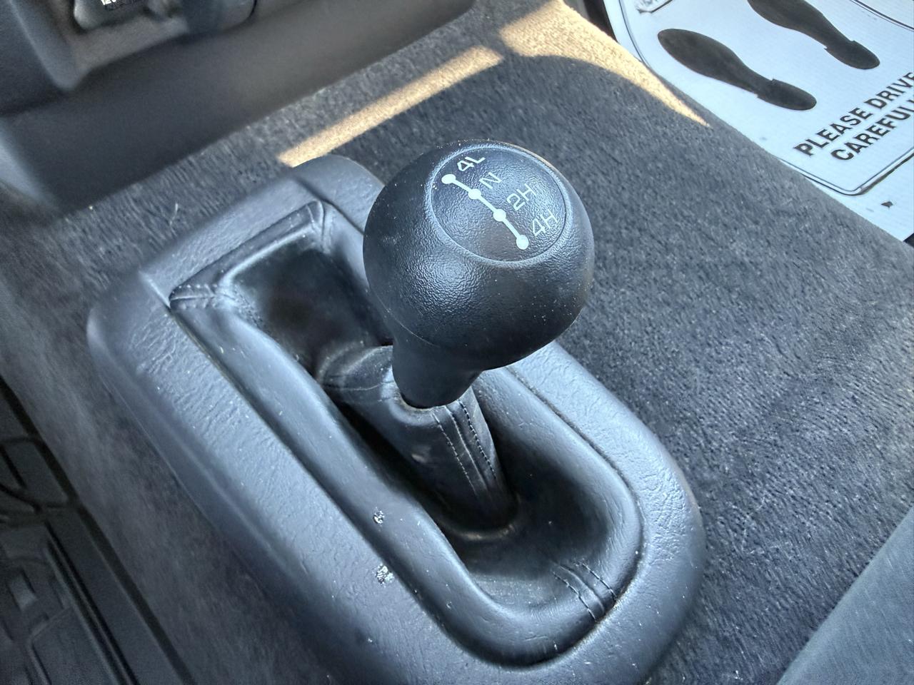 Dodge Ram 1500 Laramie Short Bed 4WD 2005