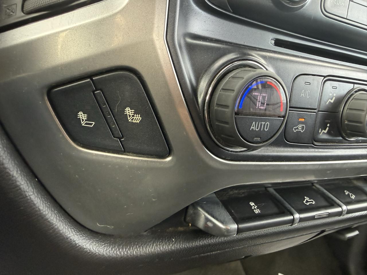 Chevrolet Silverado 1500 LT Double Cab 4WD 2017