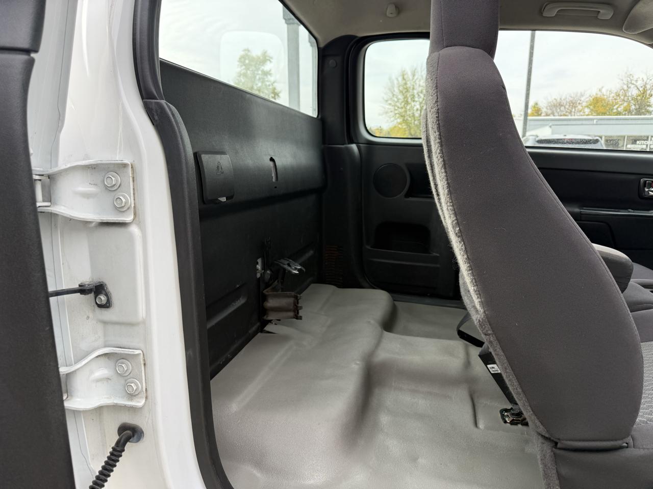 Chevrolet Colorado Work Truck Ext. Cab 2WD 2012