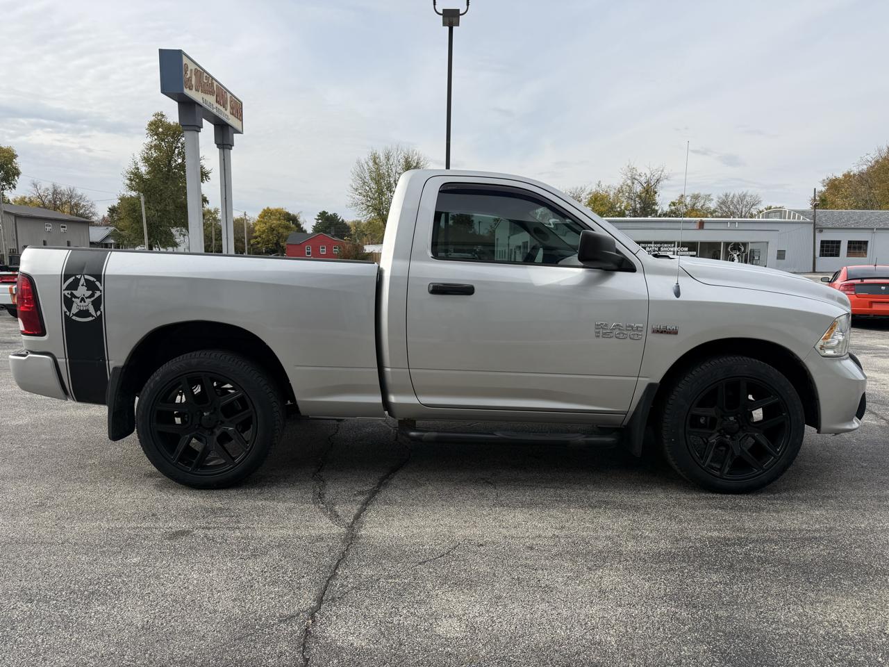 RAM 1500 Tradesman Regular Cab SWB 4WD 2013
