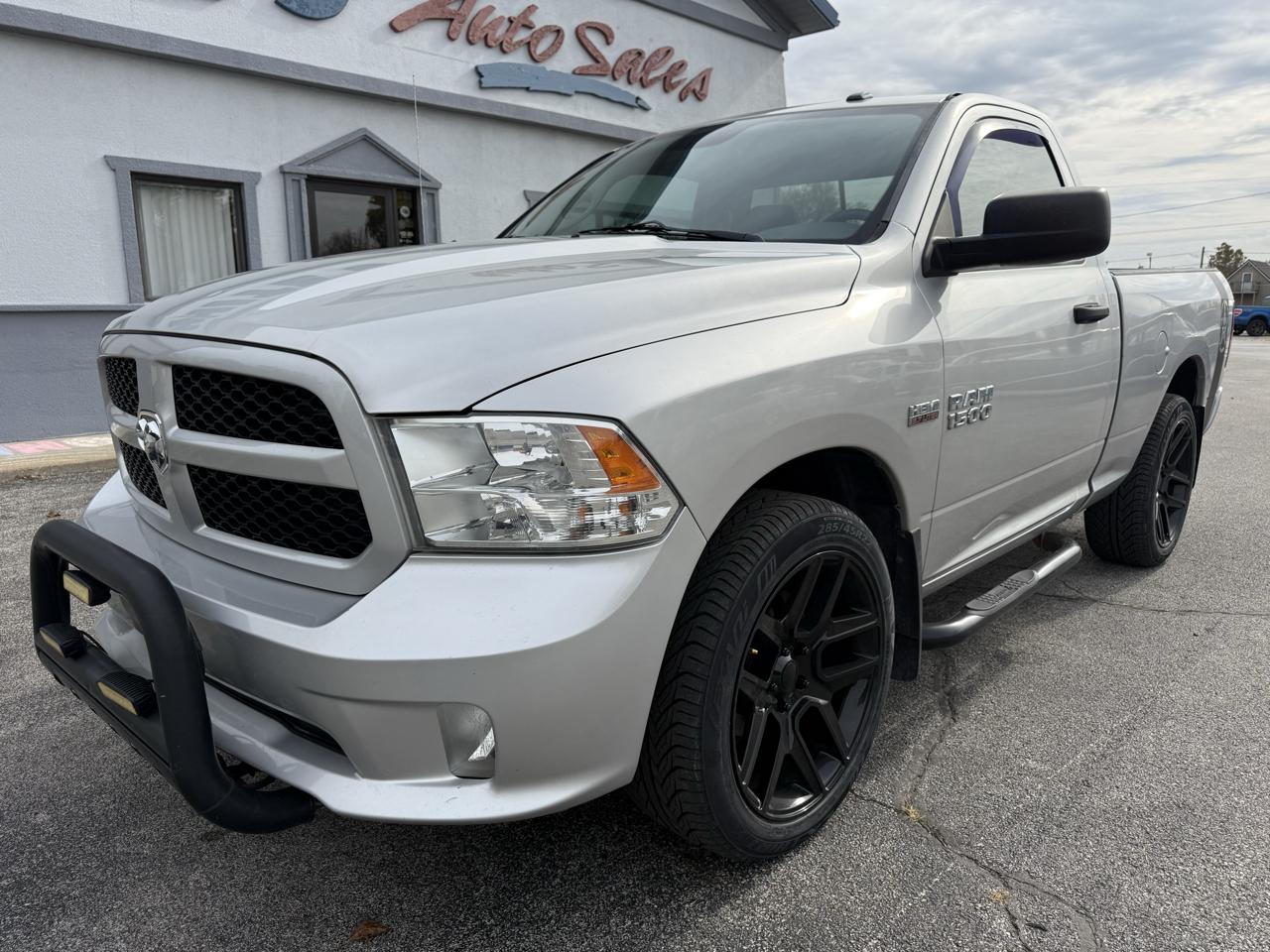 RAM 1500 Tradesman Regular Cab SWB 4WD 2013