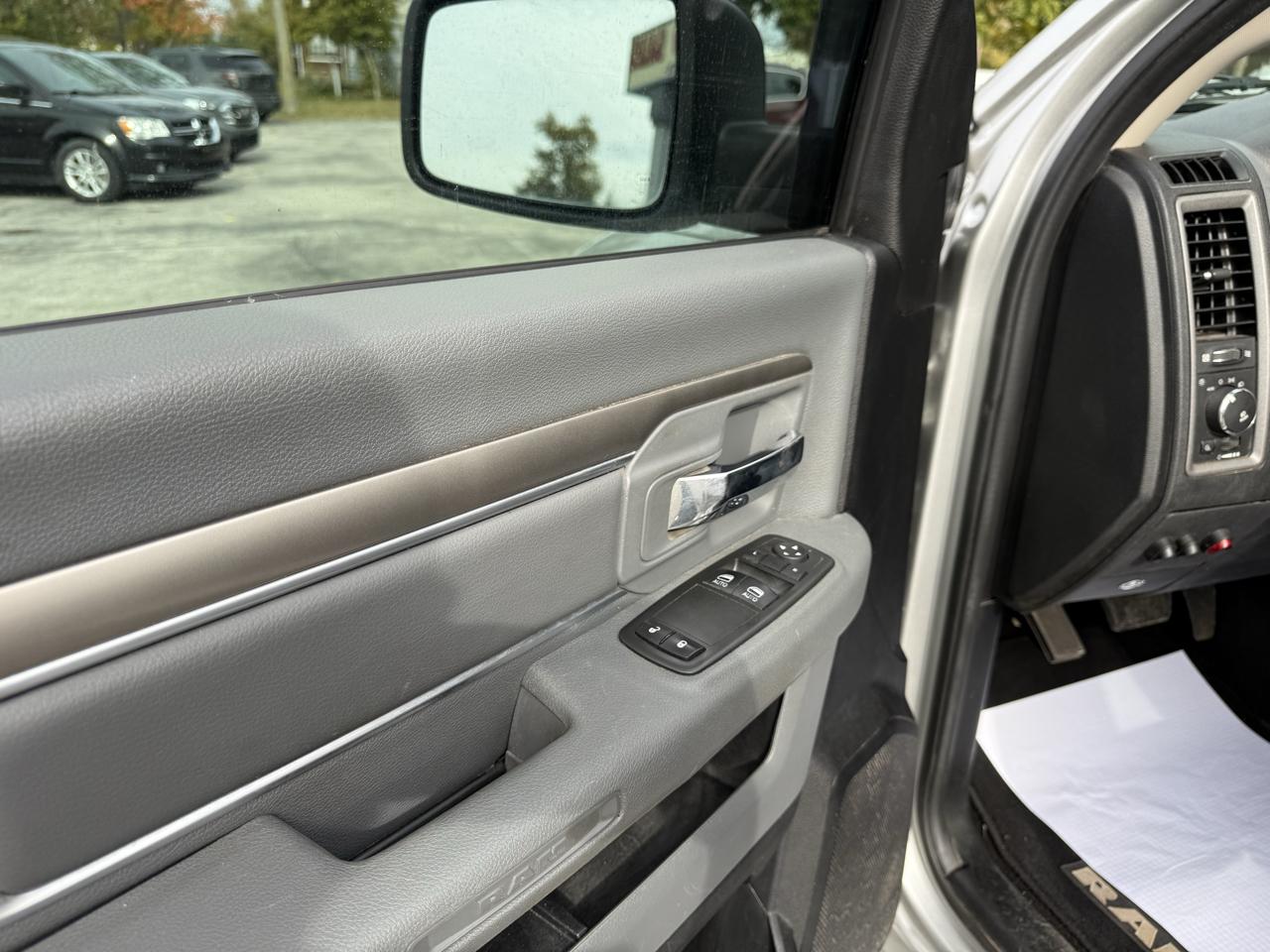 RAM 1500 Tradesman Regular Cab SWB 4WD 2013