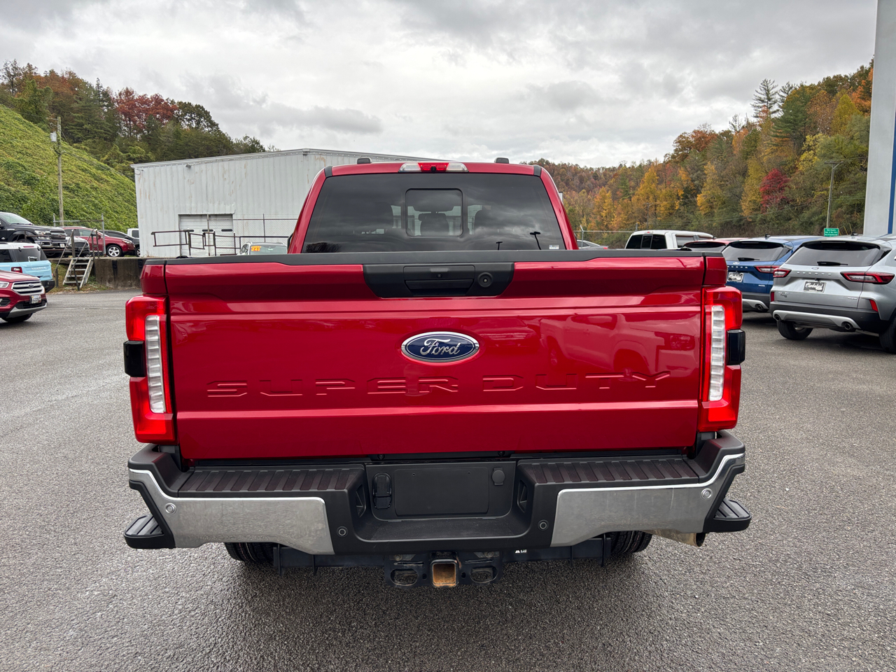 Ford F-250 SD XLT Crew Cab 4WD 2023