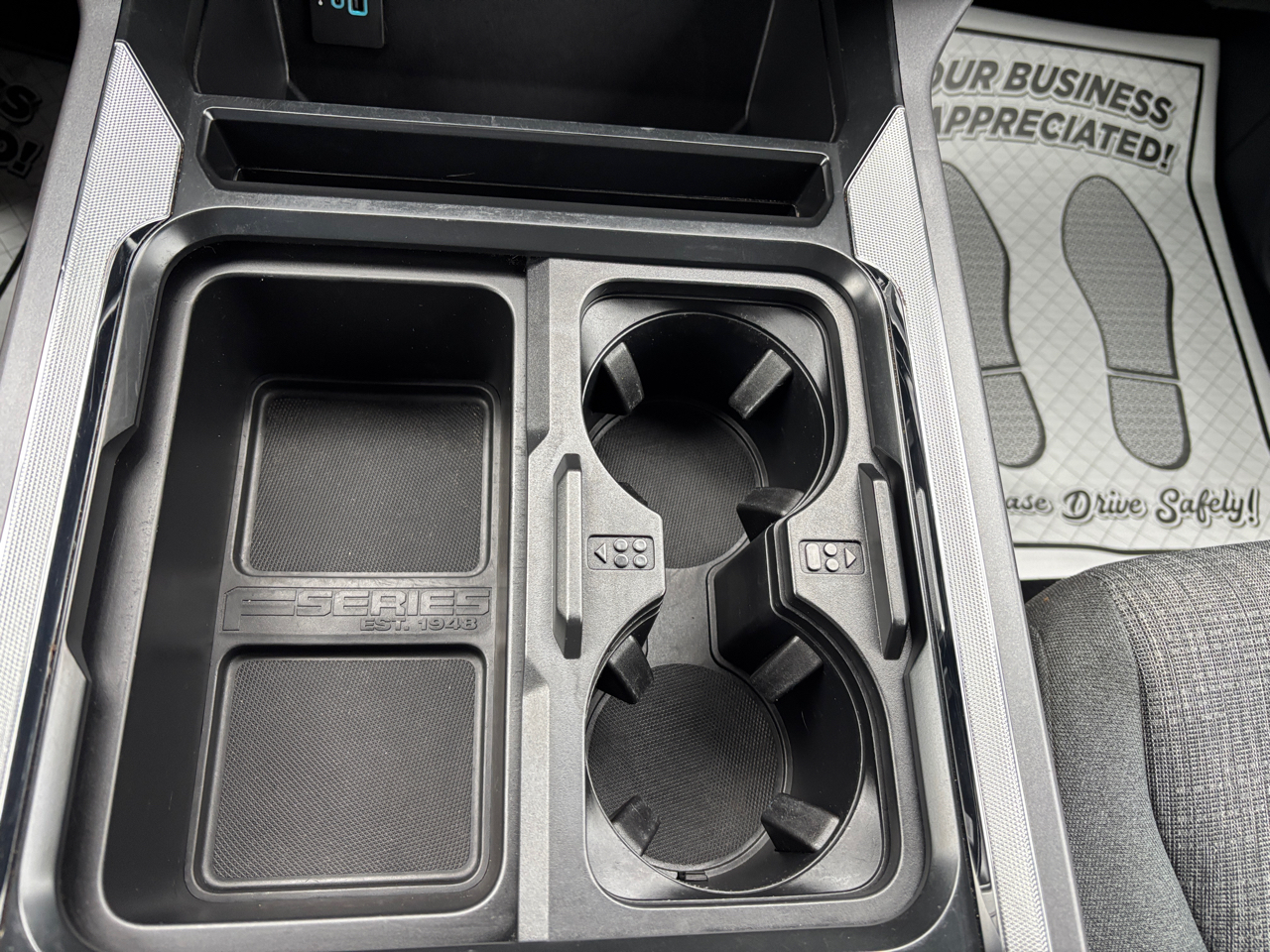 Ford F-250 SD XLT Crew Cab 4WD 2023