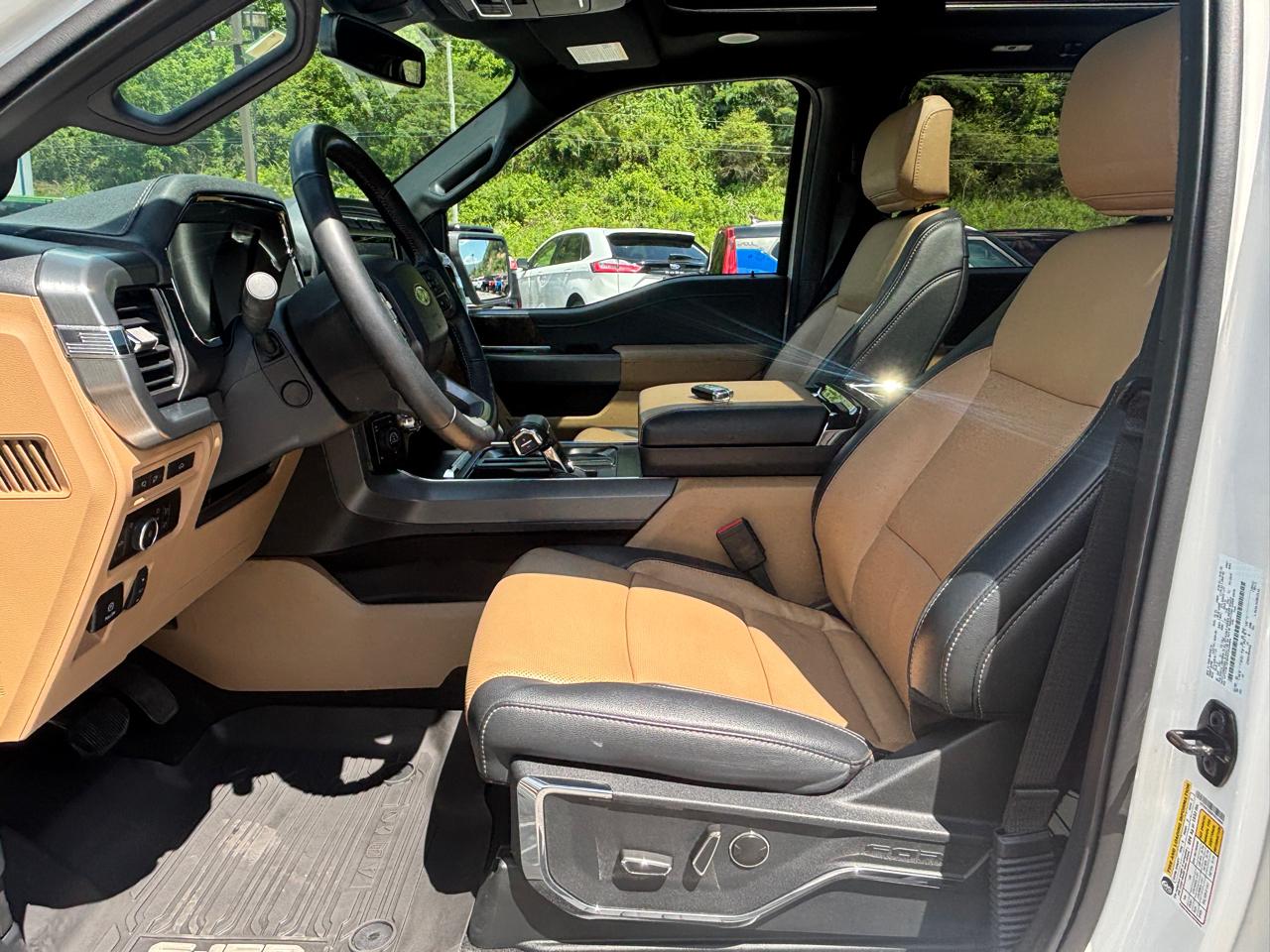 2023 Ford F-150 Lariat - Photo 12
