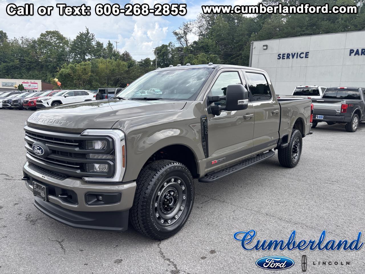 2027 Ford F-250 SD Carhartt Crew Cab 4WD