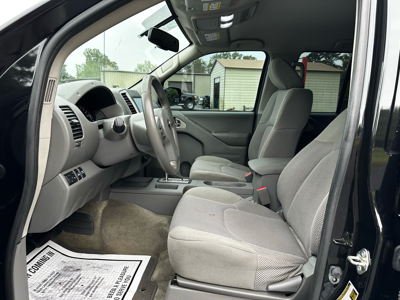 2018 Nissan Frontier SV photo 9