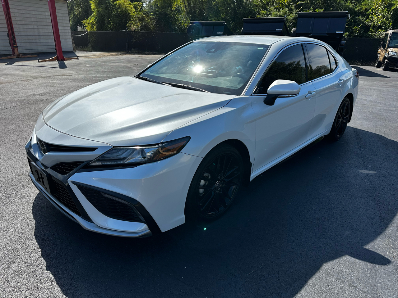 2022 Toyota Camry XSE photo 3