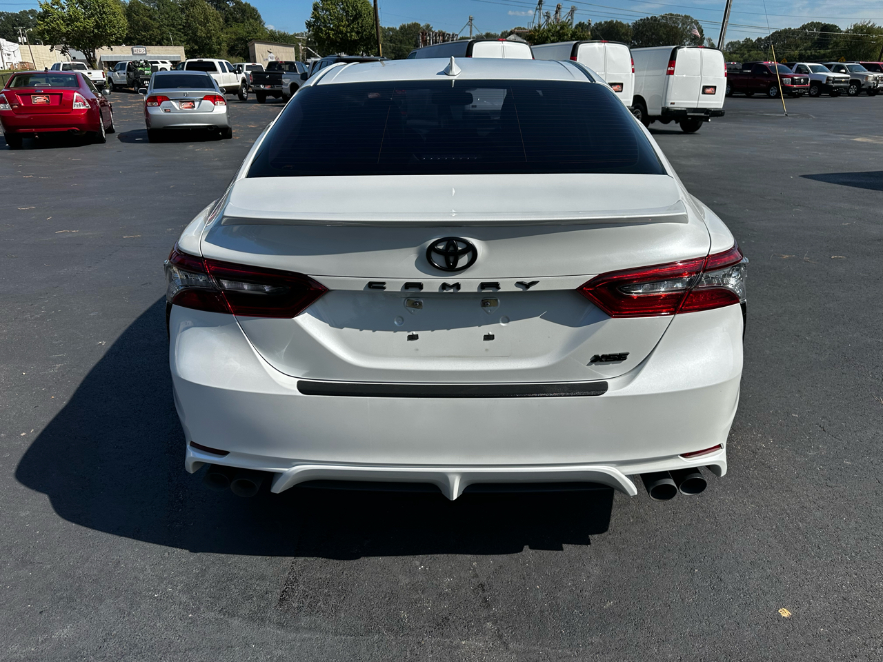 2022 Toyota Camry XSE photo 6