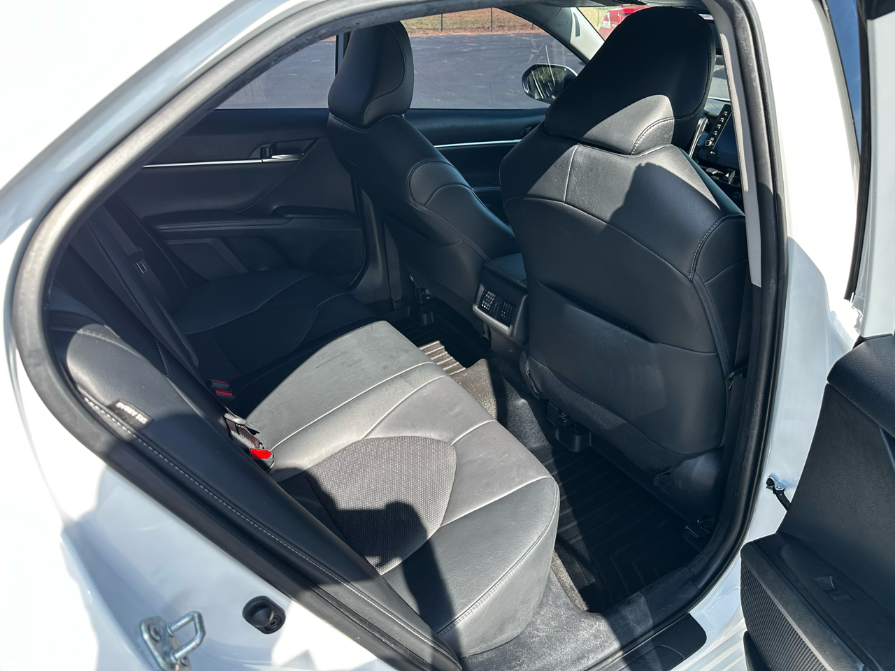 2022 Toyota Camry XSE photo 11