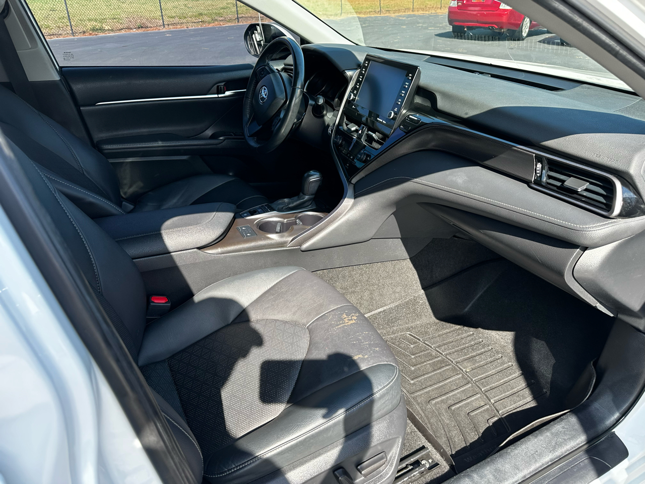 2022 Toyota Camry XSE photo 12