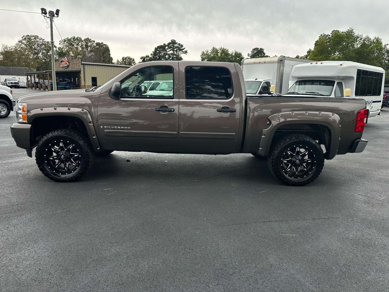 Chevrolet Silverado 1500 4WD Crew Cab 143.5" LT w/1LT 2007 Chevrolet Silverado 1500 4WD Crew Cab 143.5" LT w/1LT 2007