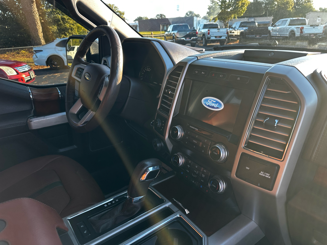 Ford F-150 King Ranch 4WD SuperCrew 5.5' Box 2019 Ford F-150 King Ranch 4WD SuperCrew 5.5' Box 2019