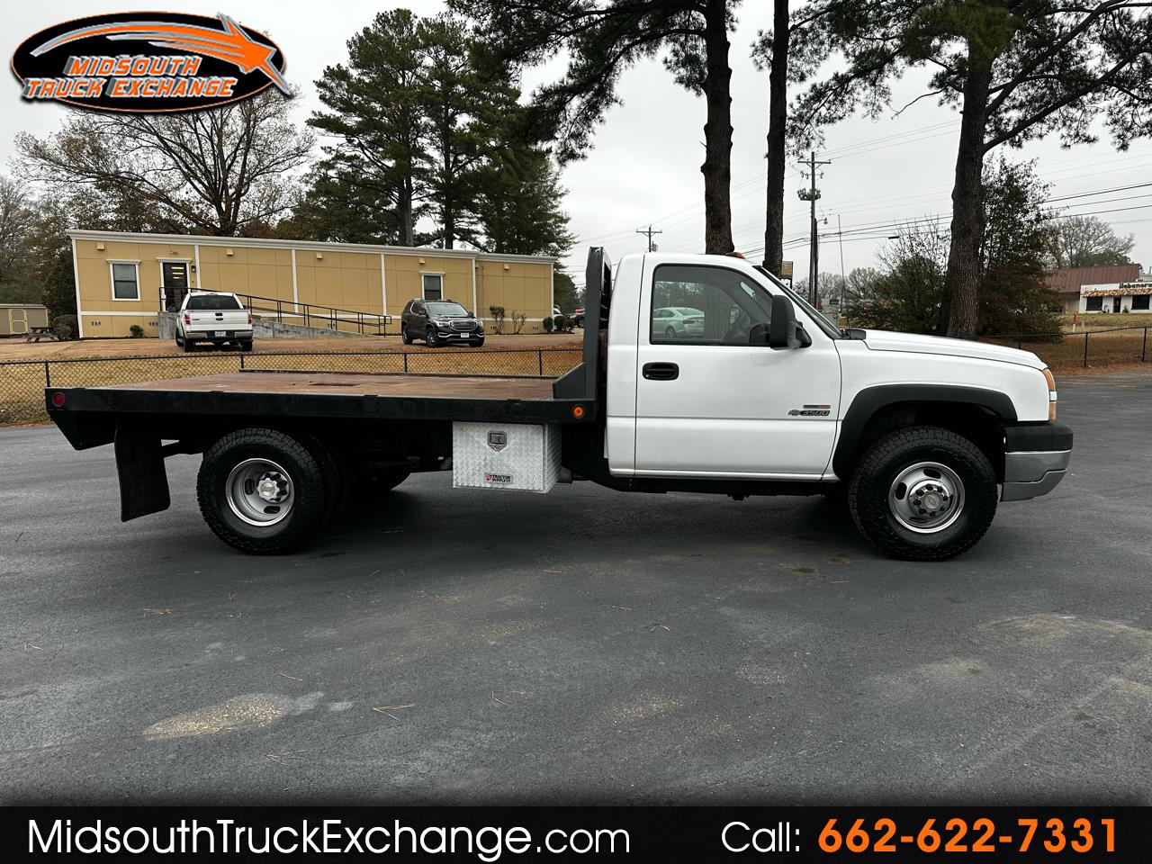 2005 Chevrolet Silverado 3500 Reg Cab 161.5" WB, 84.9" CA 4WD
