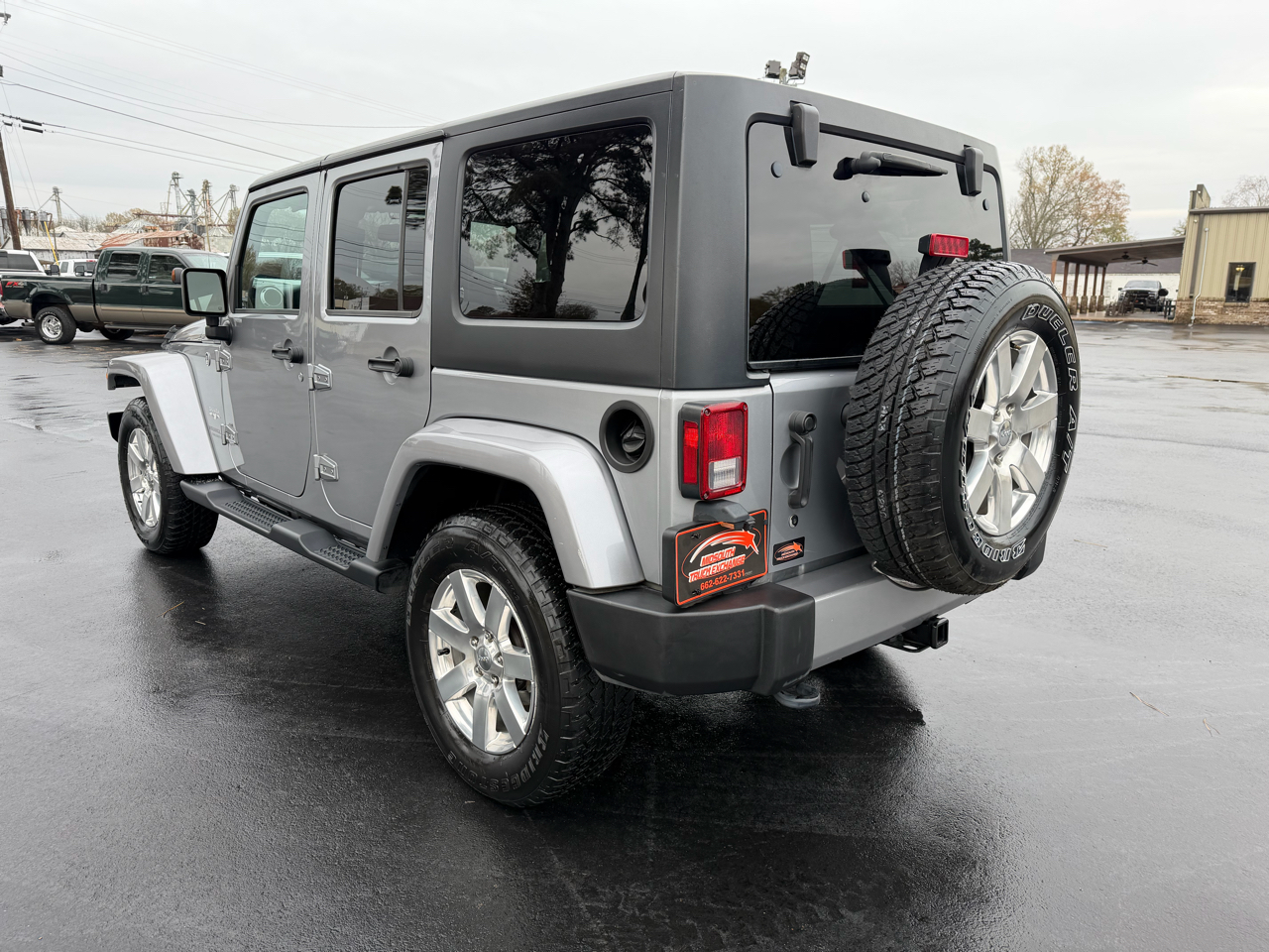 Jeep Wrangler Unlimited 4WD 4dr Sahara 2016