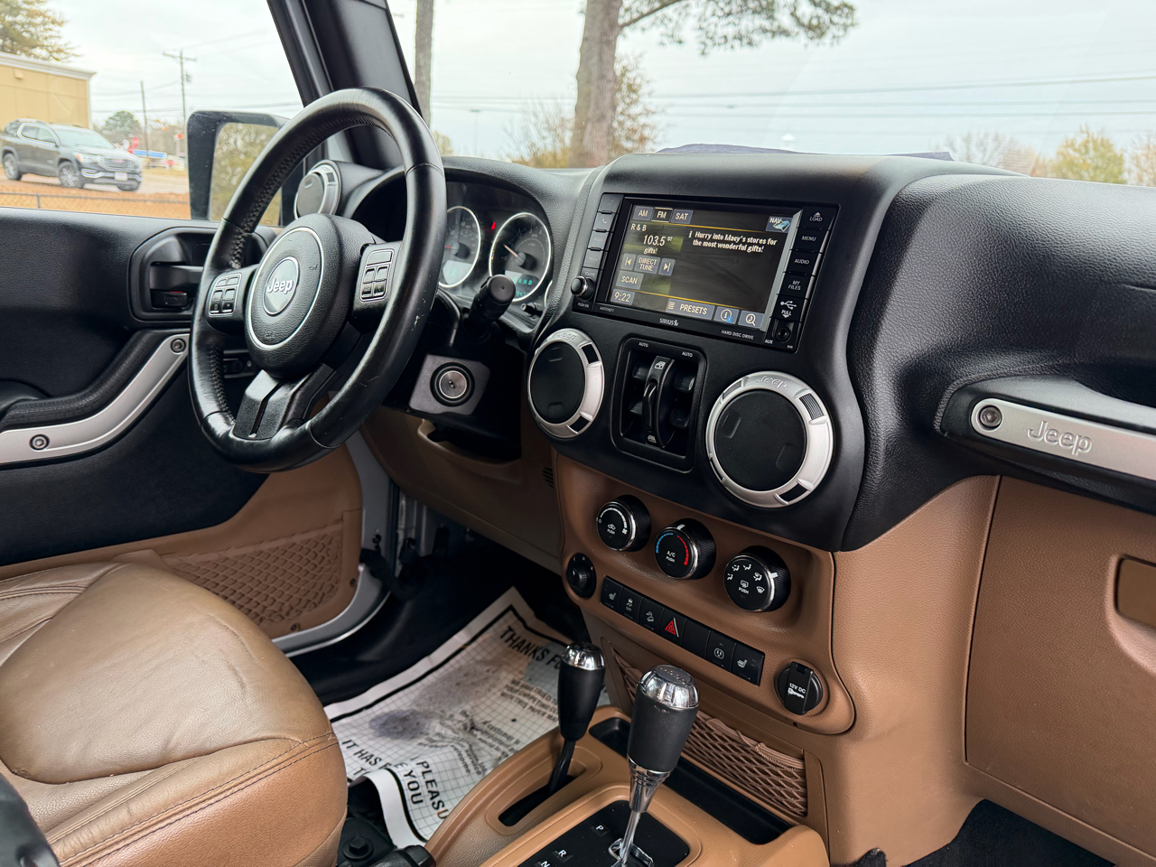 Jeep Wrangler Unlimited 4WD 4dr Sahara 2016