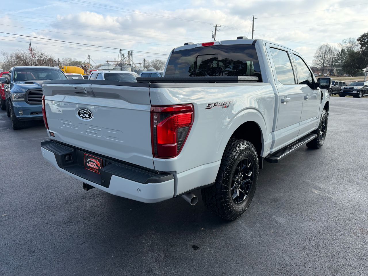 Ford F-150 XLT 4WD SuperCrew 5.5' Box 2024