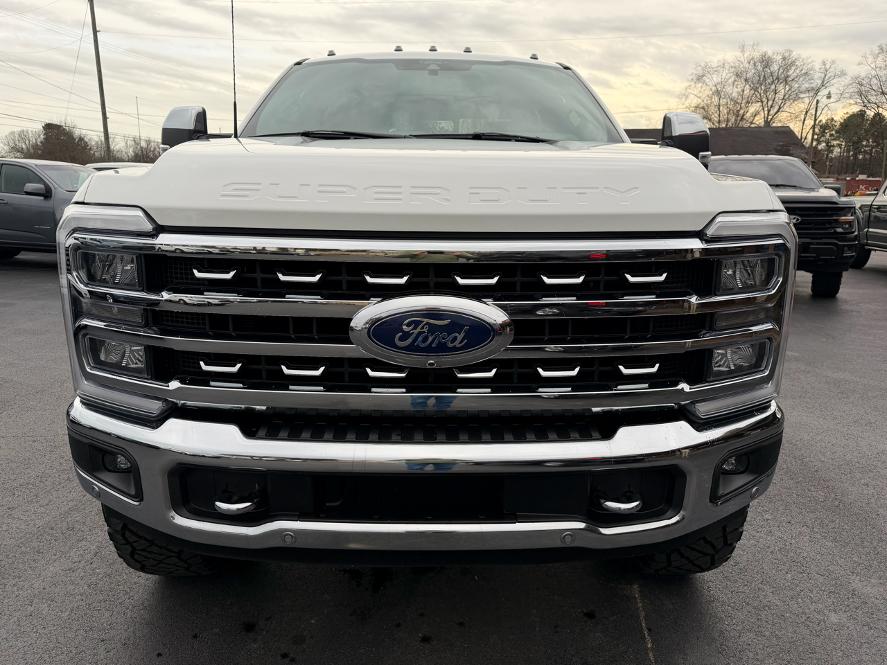 Ford Super Duty F-250 SRW Lariat 4WD Crew Cab 6.75' Box 2024