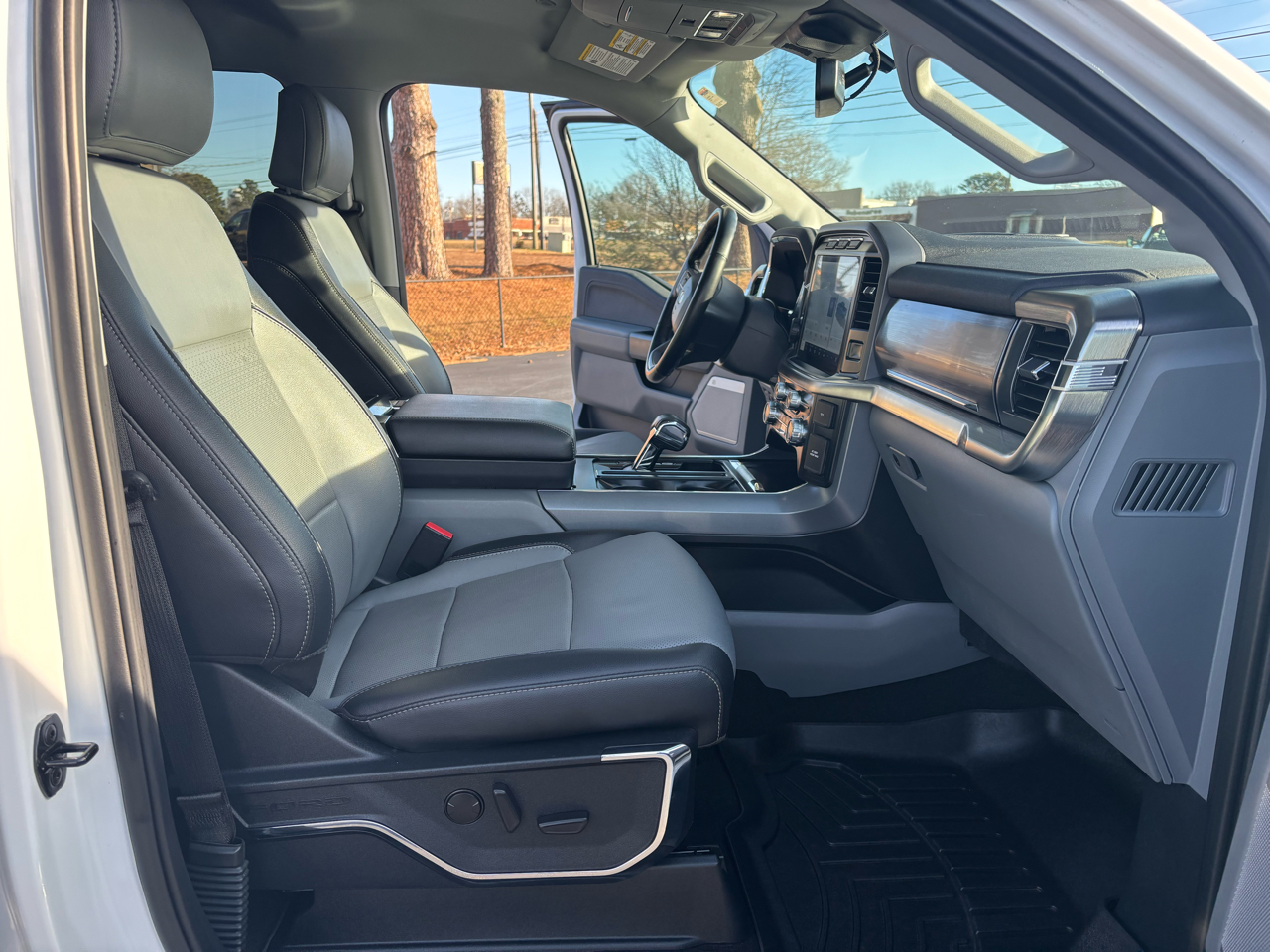 Ford F-150 Lariat 4WD SuperCrew 5.5' Box 2022