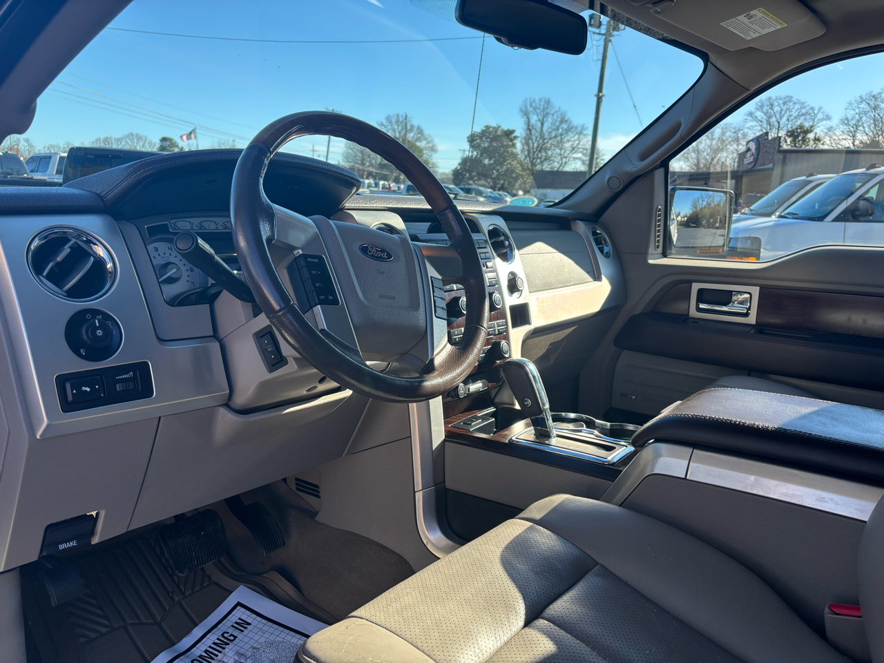 Ford F-150 4WD SuperCrew 145" Platinum 2010