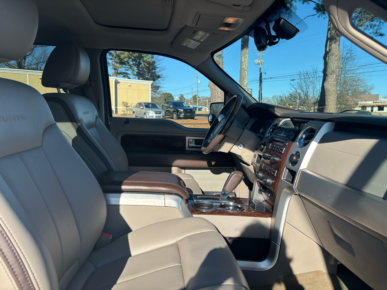 Ford F-150 4WD SuperCrew 145" Platinum 2010