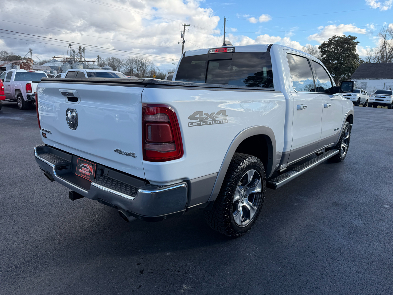 RAM 1500 Laramie 4x4 Crew Cab 5'7" Box 2019