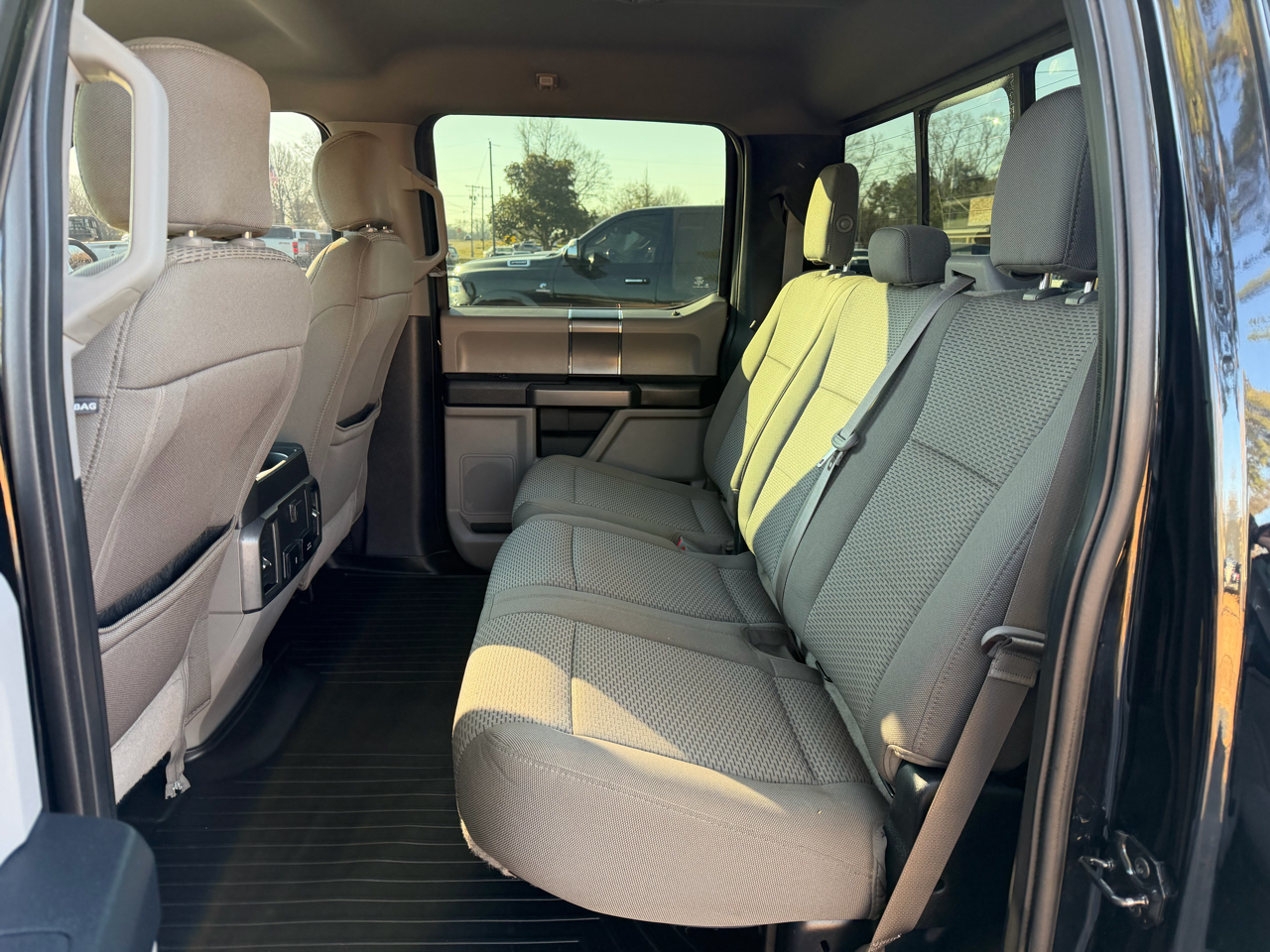 Ford F-150 XLT 4WD SuperCrew 5.5' Box 2018