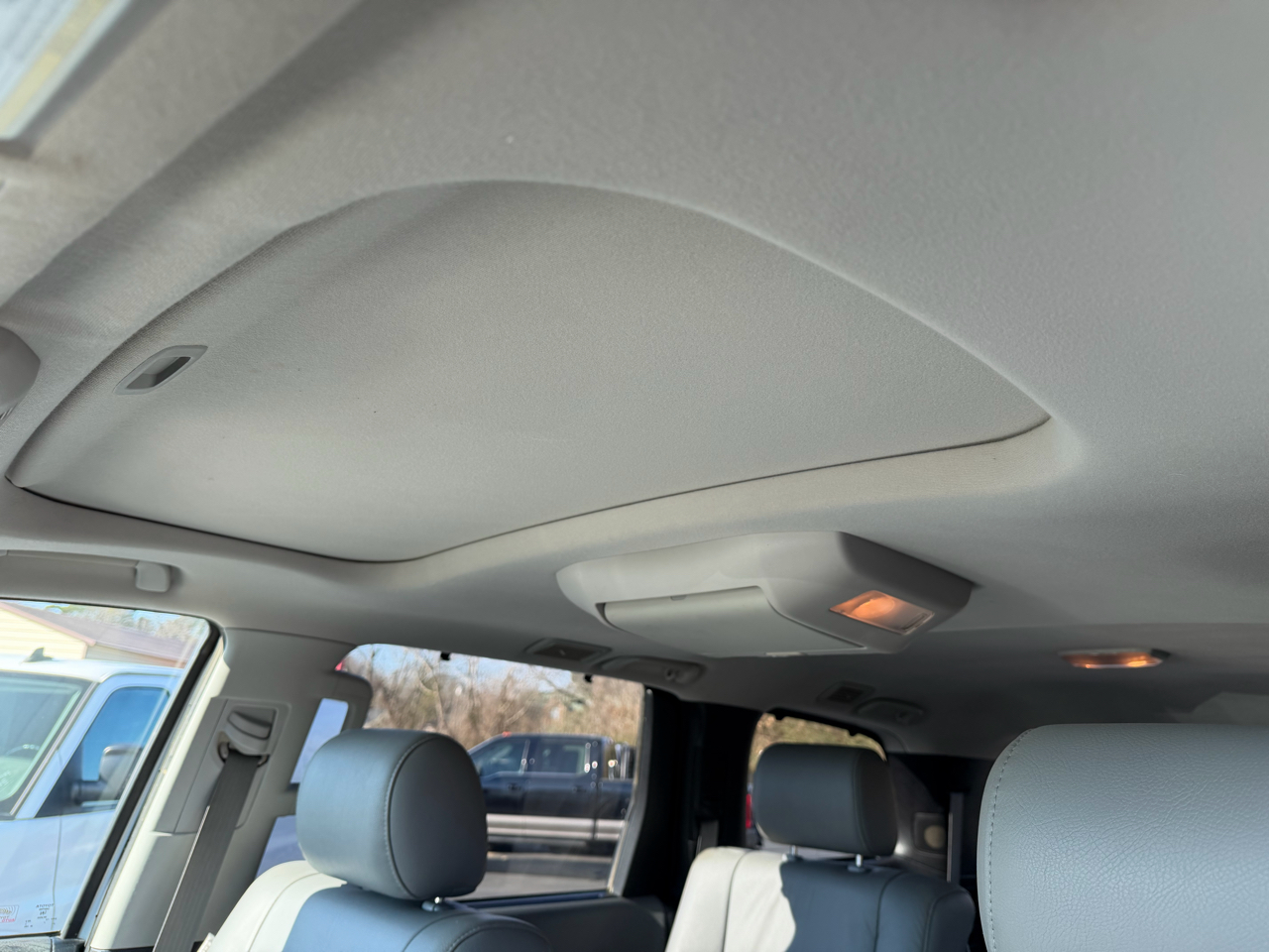 Toyota Sequoia Limited 4WD FFV (Natl) 2017