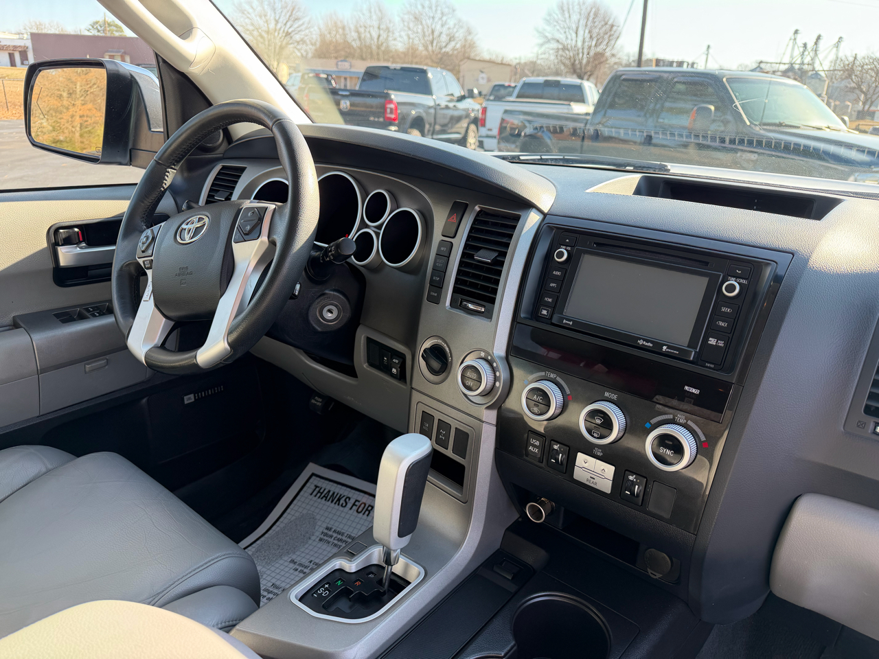 Toyota Sequoia Limited 4WD FFV (Natl) 2017