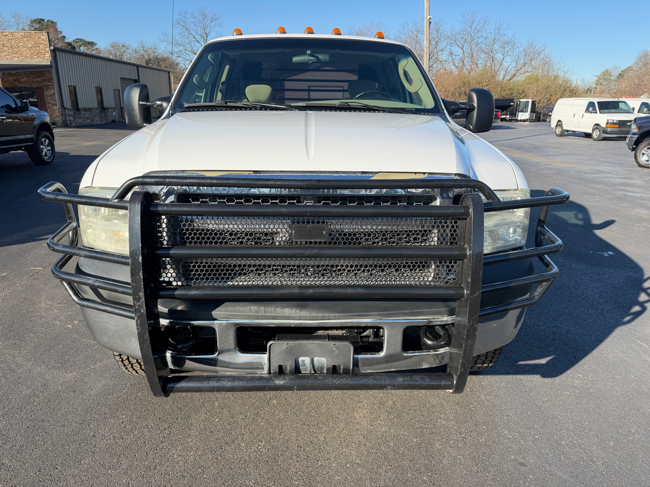 Ford Super Duty F-350 DRW SuperCab 162" WB 60" CA Lariat 4WD 2006