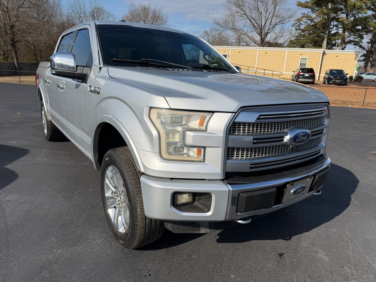 Ford F-150 4WD SuperCrew 145" Platinum 2015