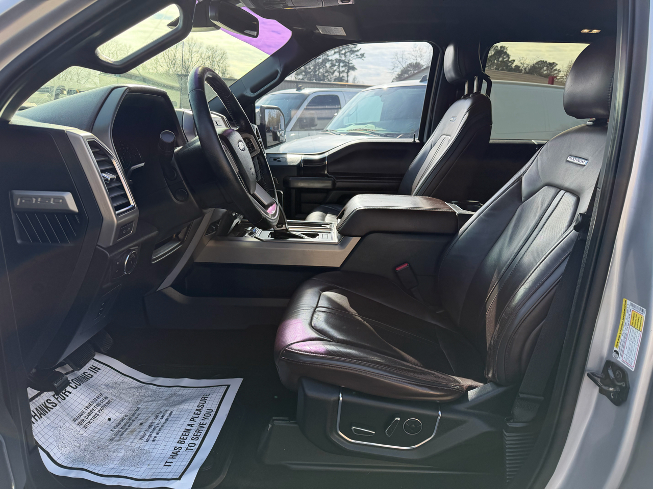 Ford F-150 4WD SuperCrew 145" Platinum 2015