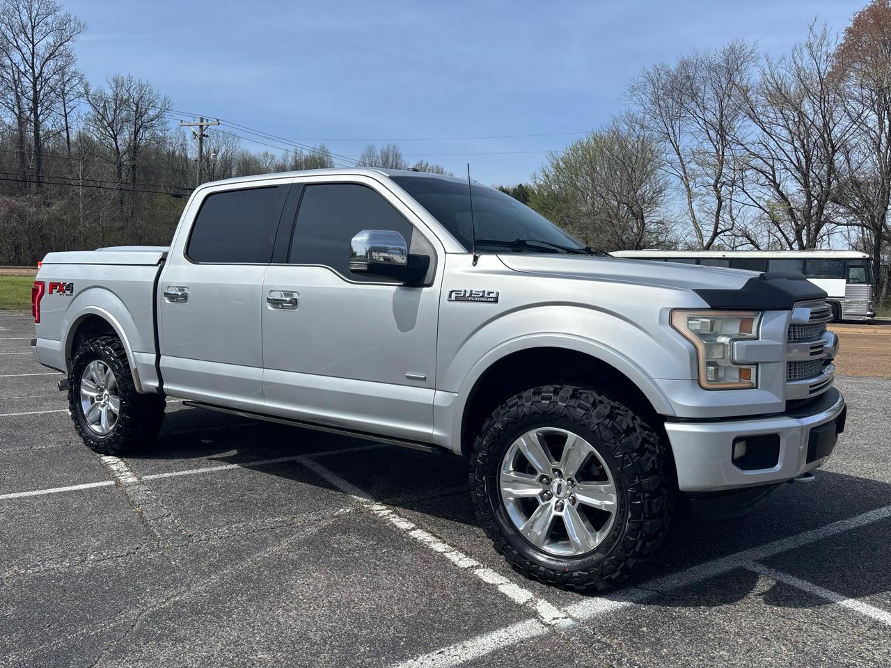 Ford F-150 4WD SuperCrew 145" Platinum 2015