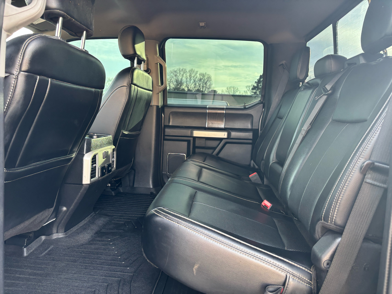 Ford Super Duty F-250 SRW Lariat 4WD Crew Cab 6.75' Box 2021