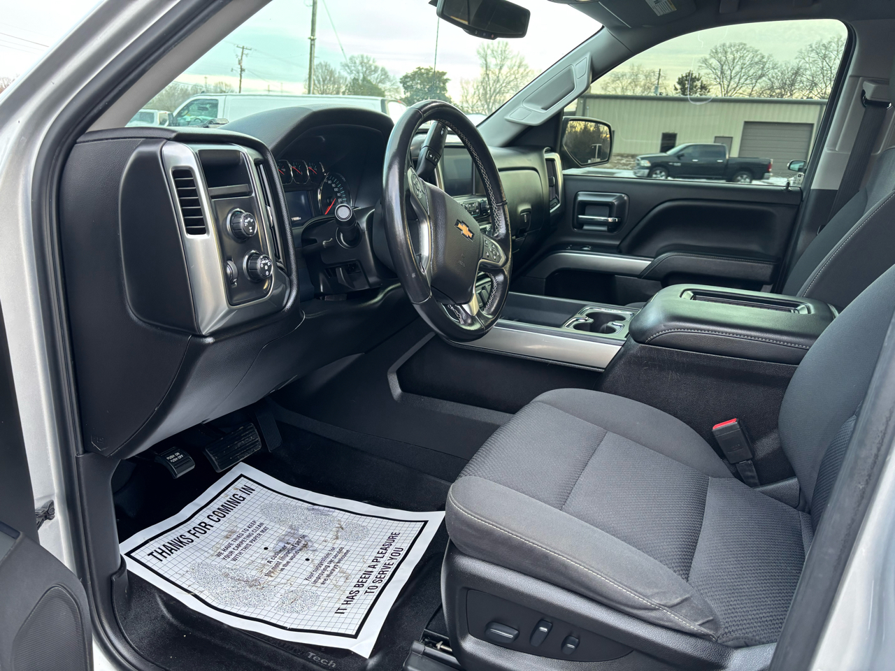 Chevrolet Silverado 1500 4WD Crew Cab 143.5" LT w/1LT 2018