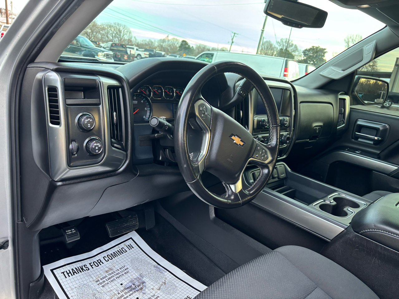 Chevrolet Silverado 1500 4WD Crew Cab 143.5" LT w/1LT 2018