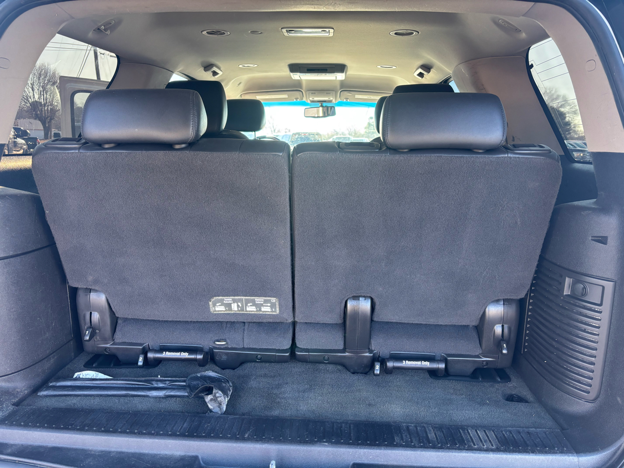 GMC Yukon 2WD 4dr 1500 SLT 2011