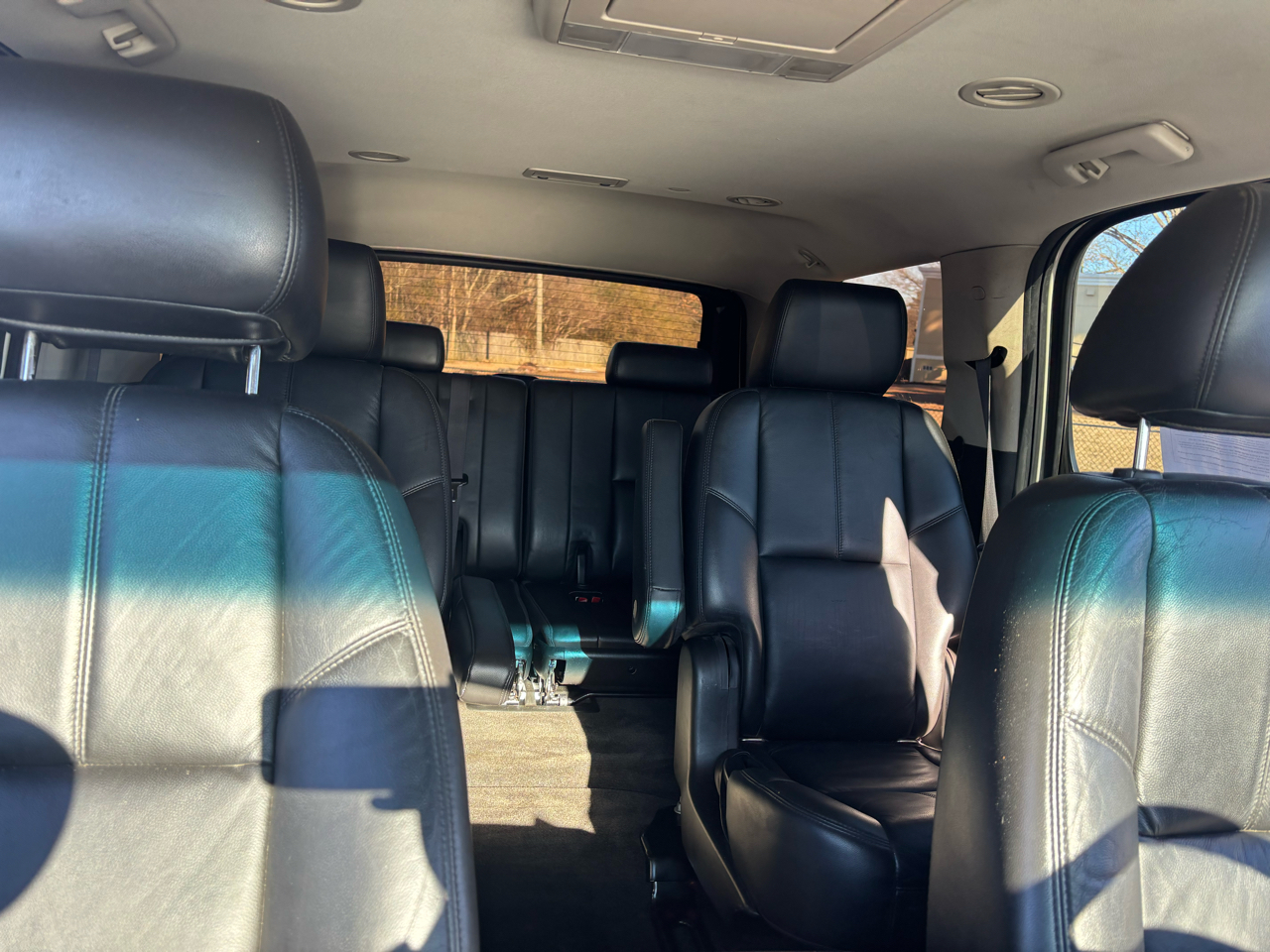 GMC Yukon 2WD 4dr 1500 SLT 2011