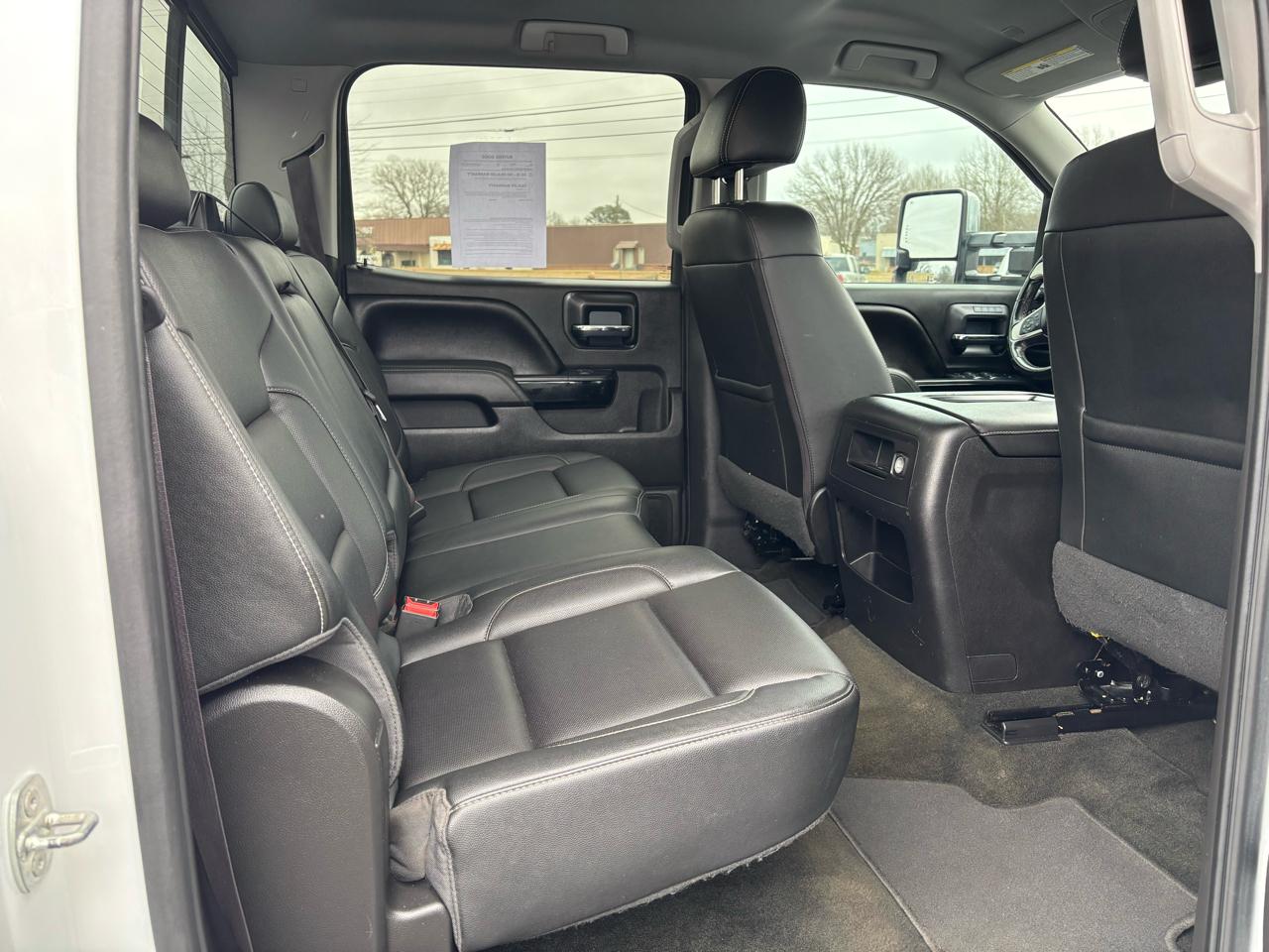 GMC Sierra 1500 4WD Crew Cab 143.5" SLT 2017