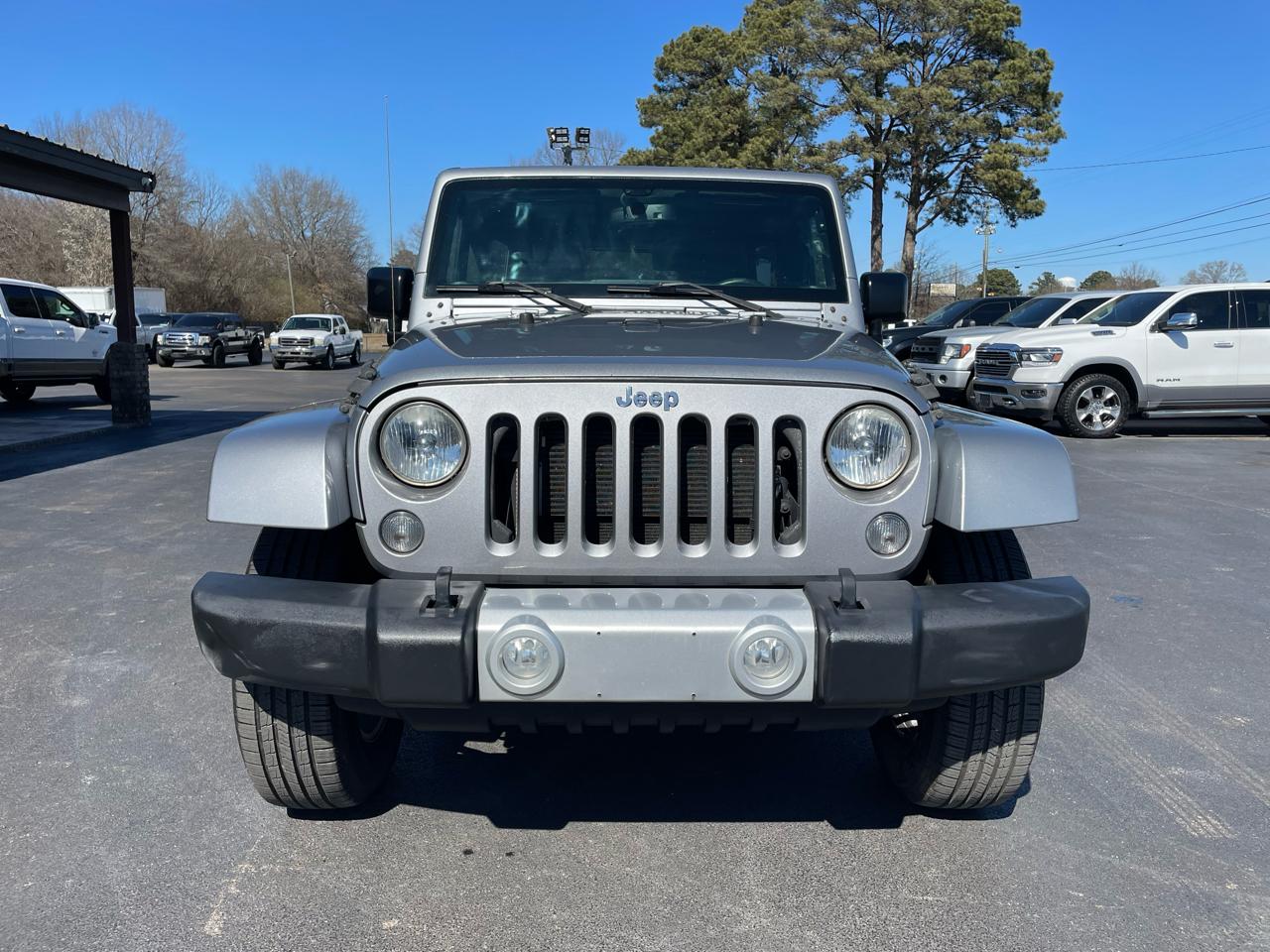 Jeep Wrangler Unlimited 4WD 4dr Sahara 2015