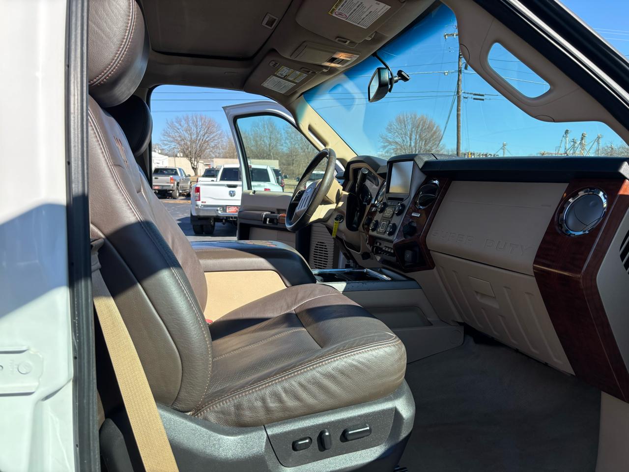 Ford Super Duty F-250 SRW 4WD Crew Cab 156" King Ranch 2016