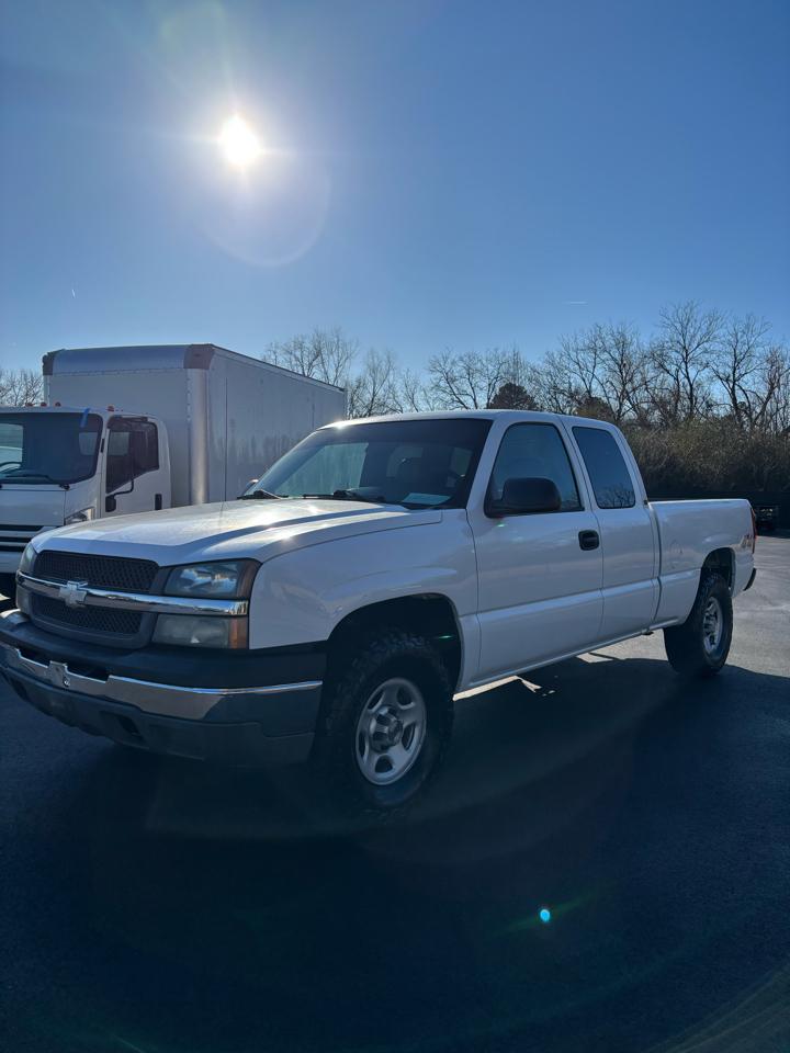 Chevrolet Silverado 1500 Ext Cab 143.5" WB 4WD Work Truck 2004