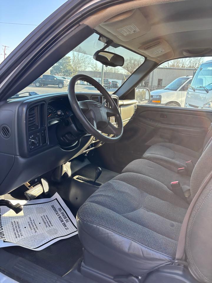 Chevrolet Silverado 1500 Ext Cab 143.5" WB 4WD Work Truck 2004