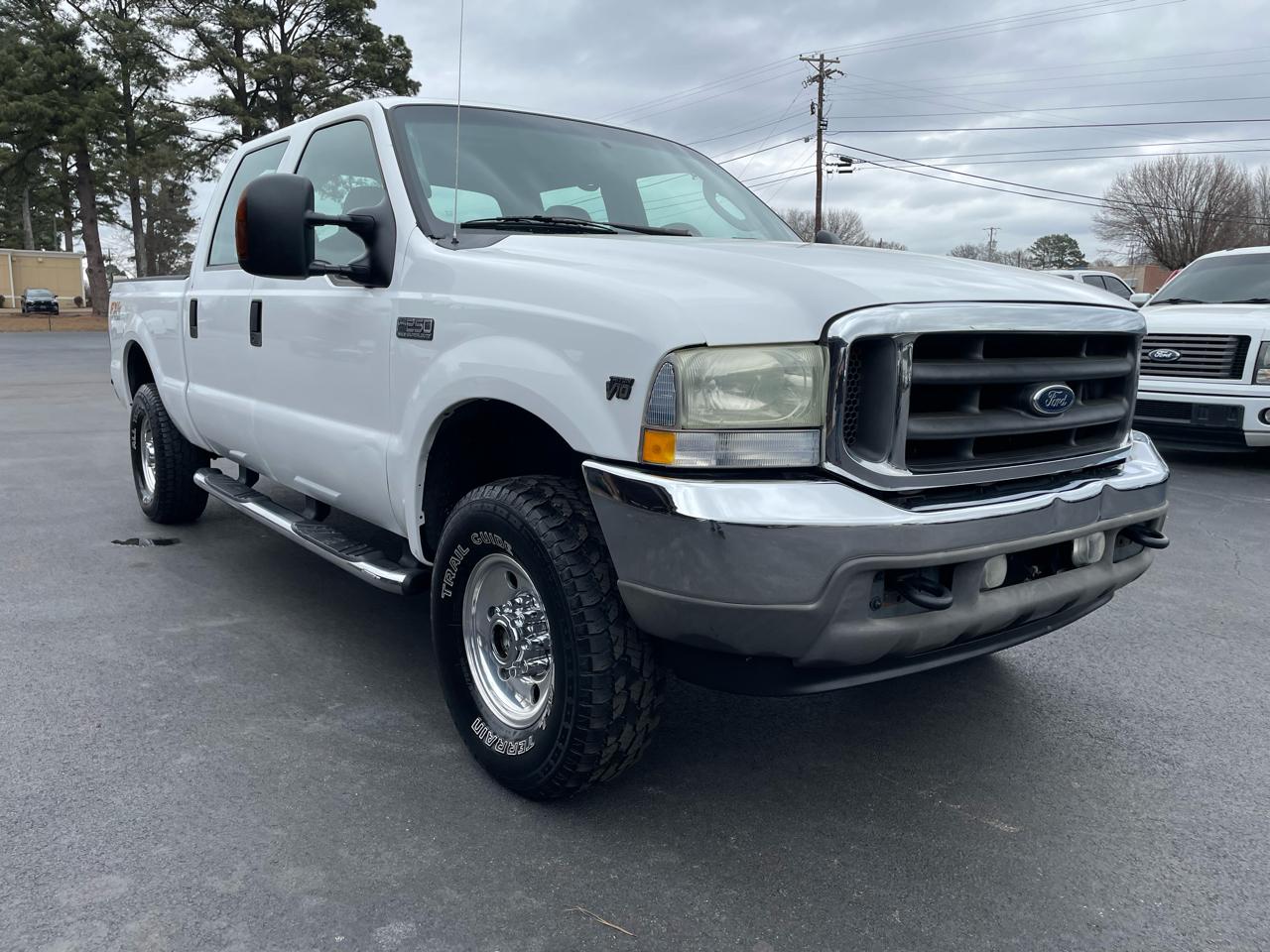 Ford Super Duty F-250 Crew Cab 156" XLT 4WD 2004